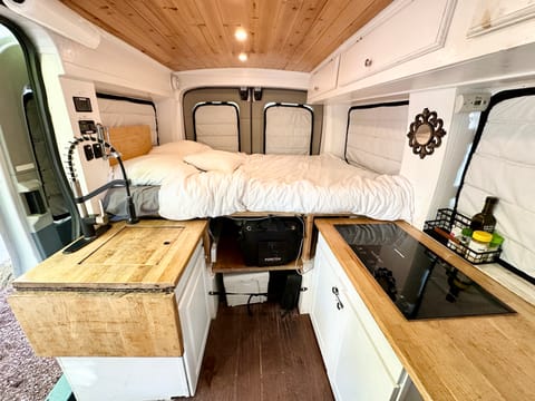 Diesel Heater & Starlink Wifi Capabilities Available Campervan in Daly City