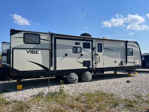 2017 Forest River Vibe (Delivery Only) Towable trailer in Kansas City