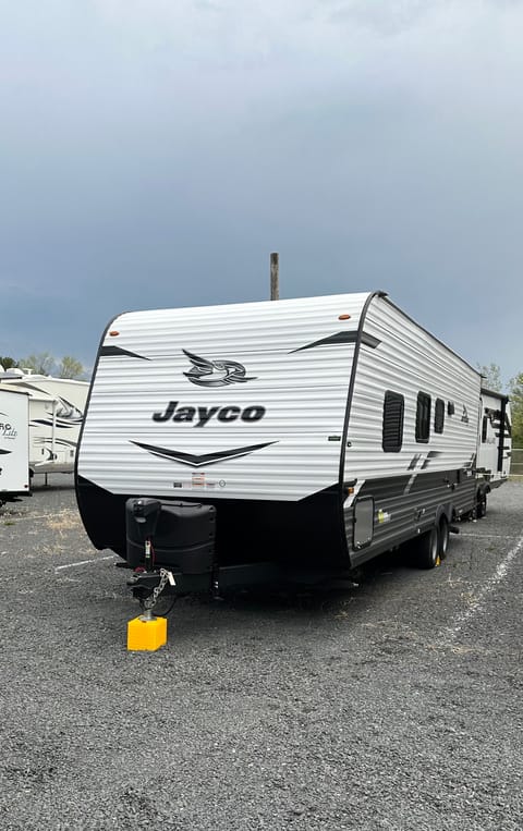 2022 Jayco Jay Flight SLX Towable trailer in Eau Claire