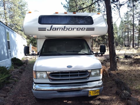 White Pelican Jamboree - Home on the Road Drivable vehicle in Deschutes River Woods
