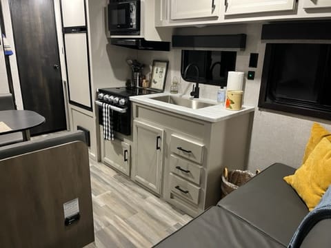 2023 Highland Ridge RV Open Range / 28ft Towable trailer in Redding