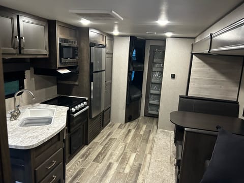 2021 Jayco Jay Flight SLX 8 267Bhs We deliver and set up! Remorque tractable in Ludington