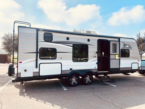 This Jayco is ready for its new trip to Huntington Beach