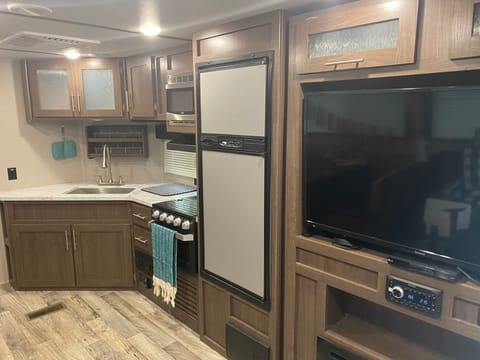 2020 Keystone RV Hideout Luxury Towable trailer in League City