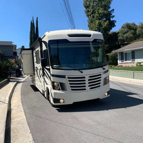 2019 FR3 FR3 32DS Drivable vehicle in Sun Valley