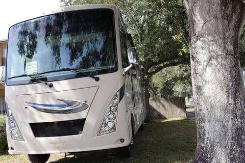 2018 Class A Thor Motor Coach Windsport Drivable vehicle in Citrus Park