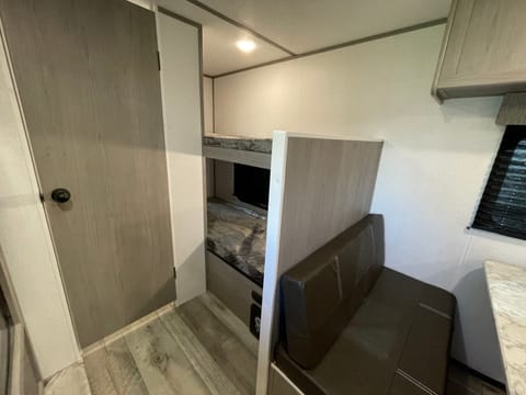 2024 Light & Easy Travel Trailer Towable trailer in Cudahy