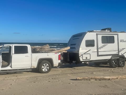 2022 2100BH Micro Minnie w/ Bunk House + Queen Bed! Towable trailer in New Braunfels