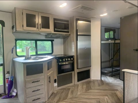 Perfect family camper with optional golf cart Towable trailer in Lakeland