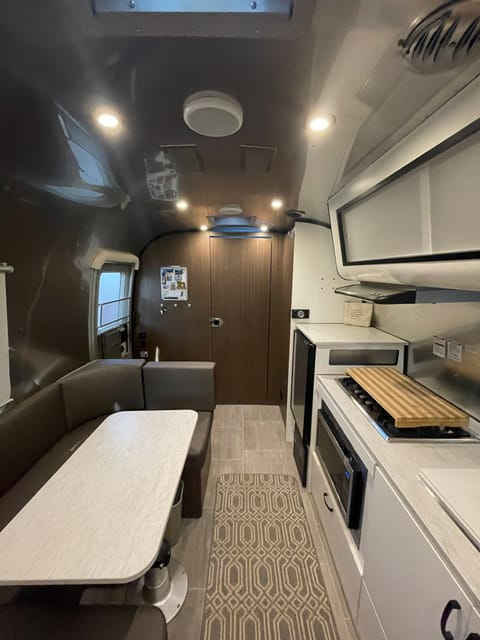 2020 Airstream Caravel Towable trailer in Parkrose