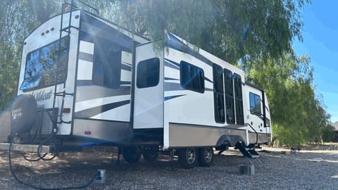 2018 Forest River Wildcat Towable trailer in Palmdale