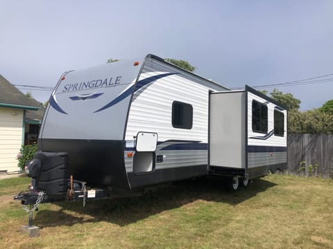 2021 Springdale 298bh Towable trailer in Crescent City