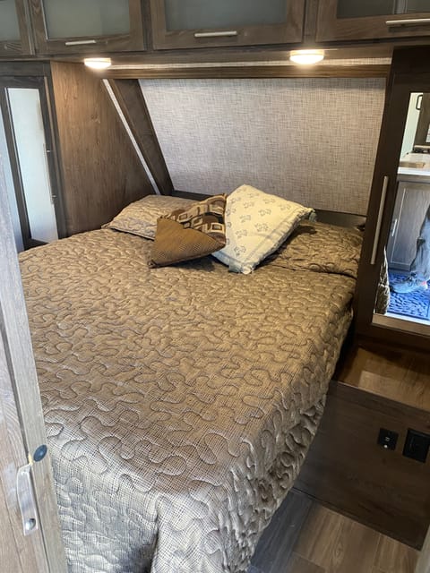 2019 Forest River Salem Hemisphere GLX Towable trailer in Carson City