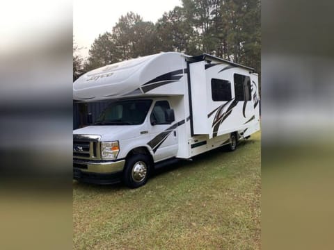 NEW ARRIVAL Olivia Presented by Tim's RV Rentals Drivable vehicle in West Park