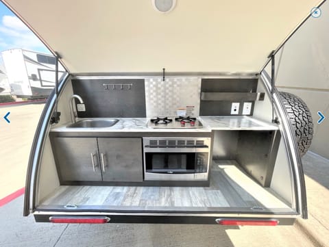 Tailgate in Style!! 2023 T@G XL Boondock - The Quigley Towable trailer in Keller
