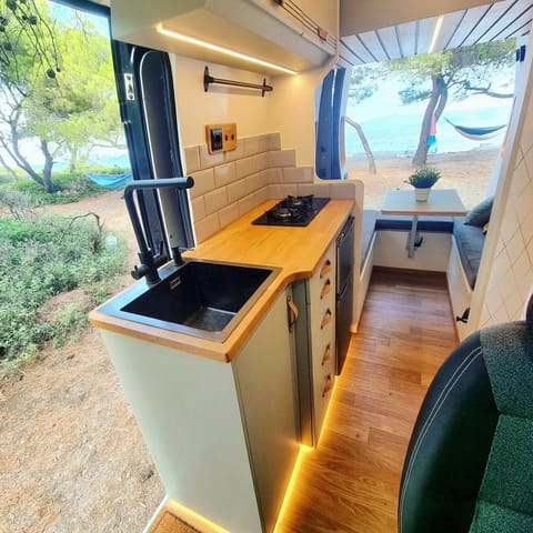 Campervan professionally converted 2023 Citroen JUMPER H3L2 Campervan in Pireas