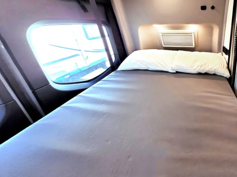 2020 Winnebago Revel - Perfect for Glamping! Vehículo funcional in Laveen Village