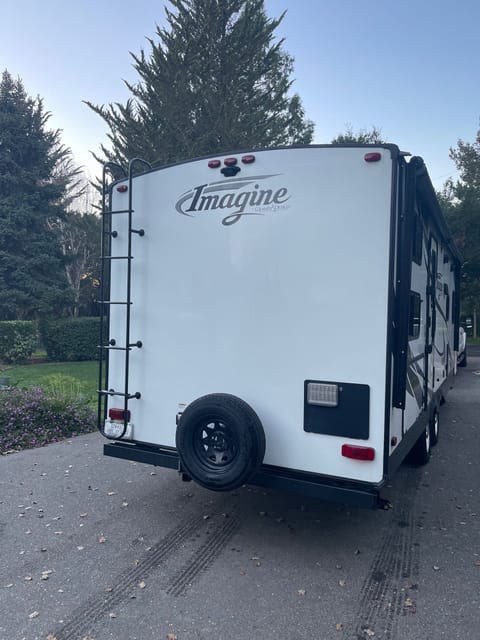 2017 Grand Design Imagine, 2400BHS, DELIVERY Only Towable trailer in Santa Rosa