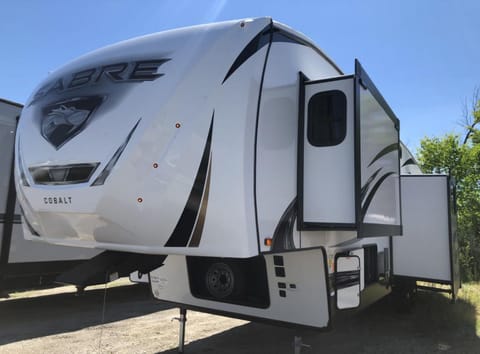 2023 Forest River Sabre Cobalt Towable trailer in Perry