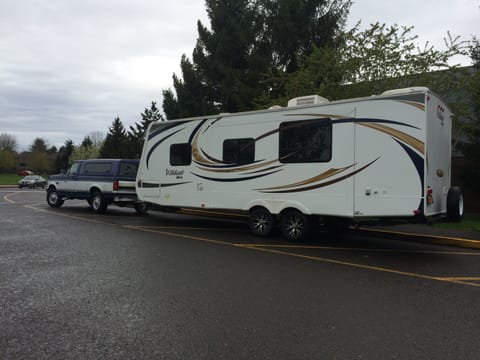 2013 Forest River Wildcat Towable trailer in Springfield