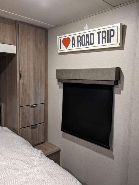 2021 Grand Design Imagine XLS 23BHE Towable trailer in San Antonio