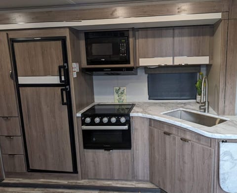 2021 Grand Design Imagine XLS 23BHE Towable trailer in San Antonio