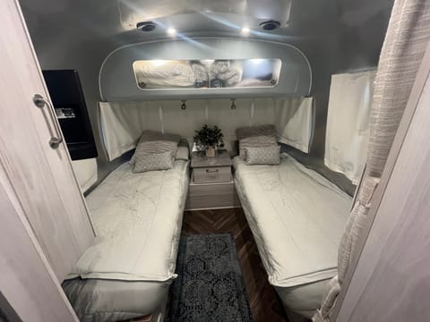 2 xl twins beds