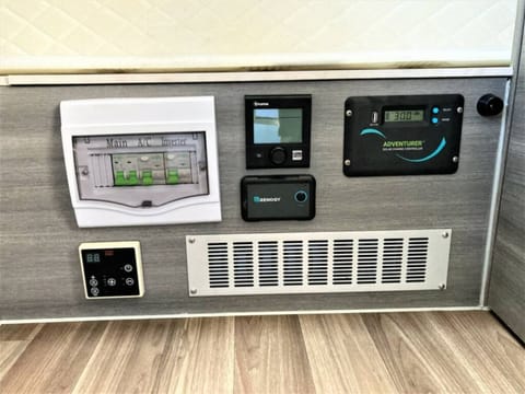 WineCountry OBI Dweller15 Adventure Rig Towable trailer in Russian River