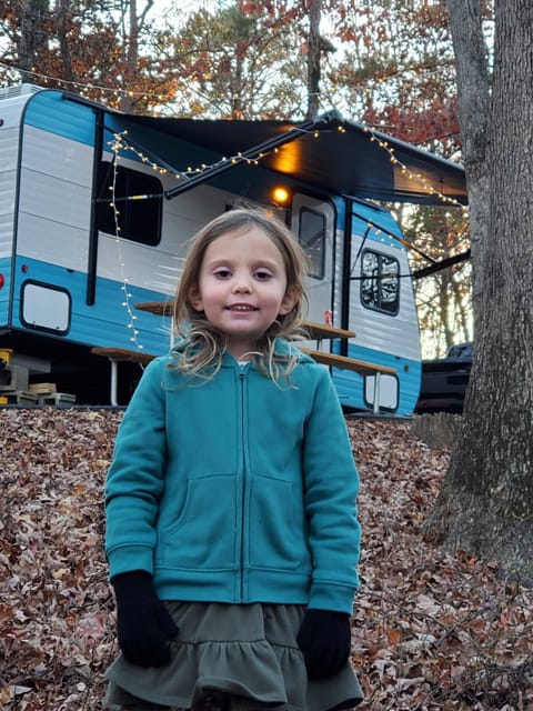 Retro Camper Trailer Towable trailer in Johns Island