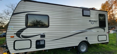 2019 Keystone RV Hideout LHS Mini Towable trailer in Eugene