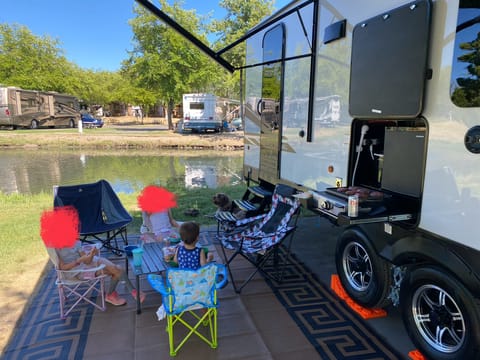 2021 Forest River Cherokee Black Label w/ bunkbed Towable trailer in Roseville