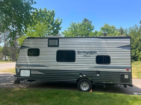 Springdale Mini 1800BH Towable trailer in Marquette