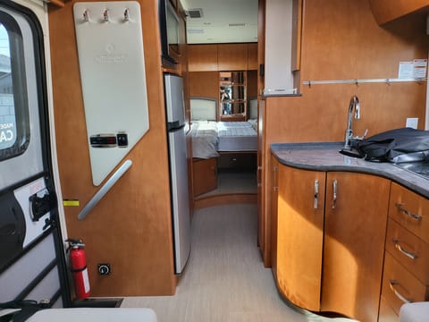 2017 Leisure Travel Unity Twin Bed Drivable vehicle in North Hills