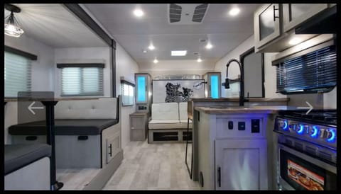 Posh Escapes  IBEX 2023 Towable trailer in Barrie