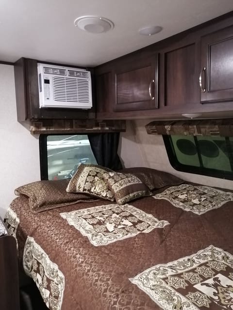 JustPat Mobile 2019 Jayco Jay Flight SLX Towable trailer in Barrie