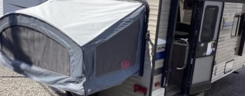 2021 KZ sportsman Towable trailer in Bridgeville