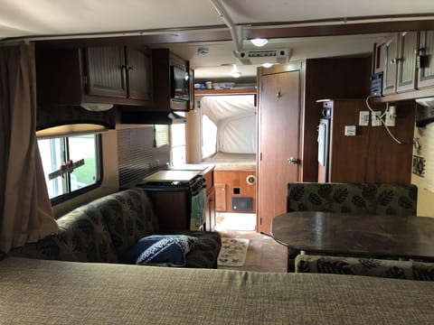 2013 Jayco Jay Feather Ultra Lite Towable trailer in Ankeny