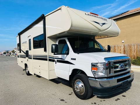 2023 Coachmen Leprechaun Drivable vehicle in Fresno