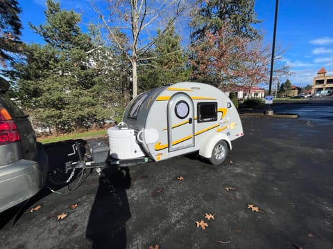 Mellow Yellow T@G Teardrop Camper w/ Kitchen Towable trailer in West Linn