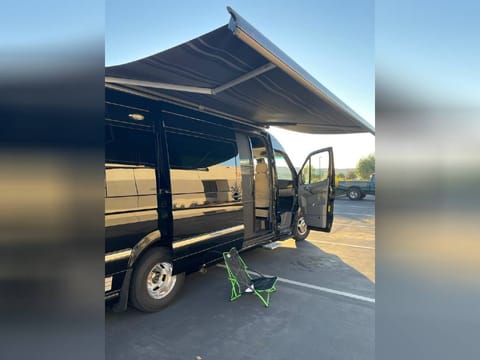 Luxury 2016 Airstream Interstate Drivable vehicle in Placentia