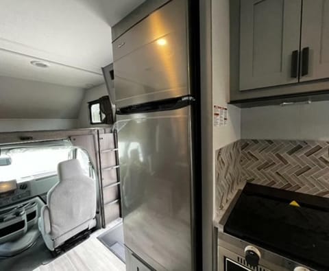 2022 Solera Motorhome - Class C Drivable vehicle in Foley