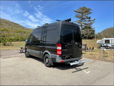 Santa Barbara Adventure Van Campervan in Goleta