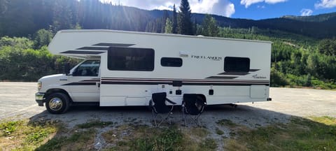 2023 Freelander Coachman Drivable vehicle in Abbotsford