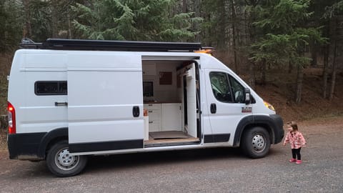 2019 RAM Promaster 2500 - PNW Adventure Ready! Van aménagé in Pullman