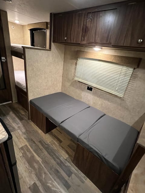 Dinette into an extra bed