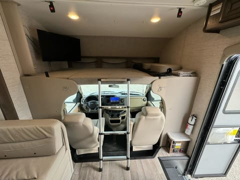 2022 Jayco Redhawk Bunkbeds Drivable vehicle in Lake Lewisville