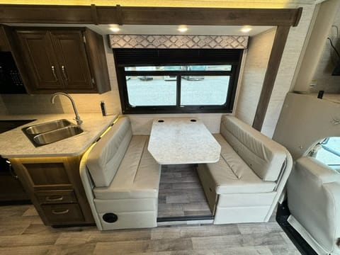 2022 Jayco Redhawk Bunkbeds Drivable vehicle in Lake Lewisville