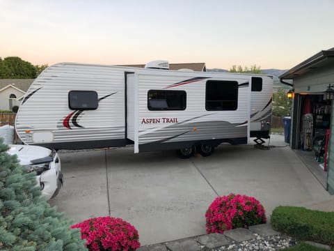 Aspen Trail Towable trailer in Wenatchee