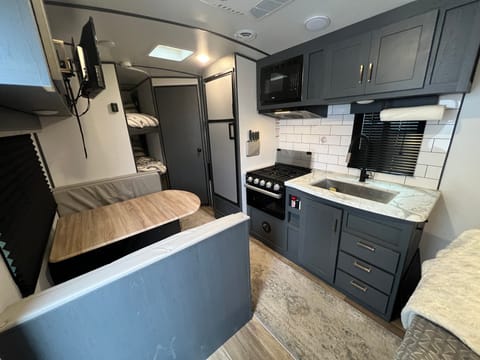 2022 Keystone RV Bullet Ultra Lite Towable trailer in Oakland