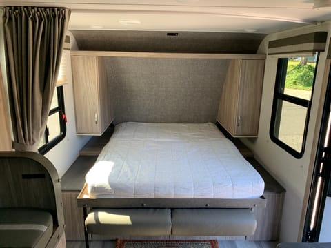 2022 Winnebago Micro Minnie 26ft bunk house - sleeps 5 Towable trailer in Bellingham